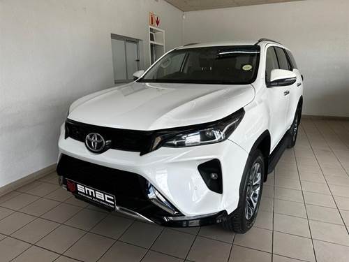 Toyota Fortuner VI 2.4GD-6 Auto 4x4
